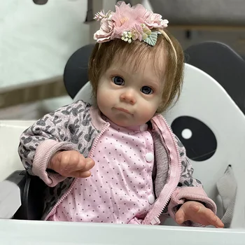 55 СМ Кукла Bebe Reborn Бебе Маги В Кафяво Укорененных Косата е Мека На Допир 3D Кожа с Видими Венами Благородна Художествена Кукла